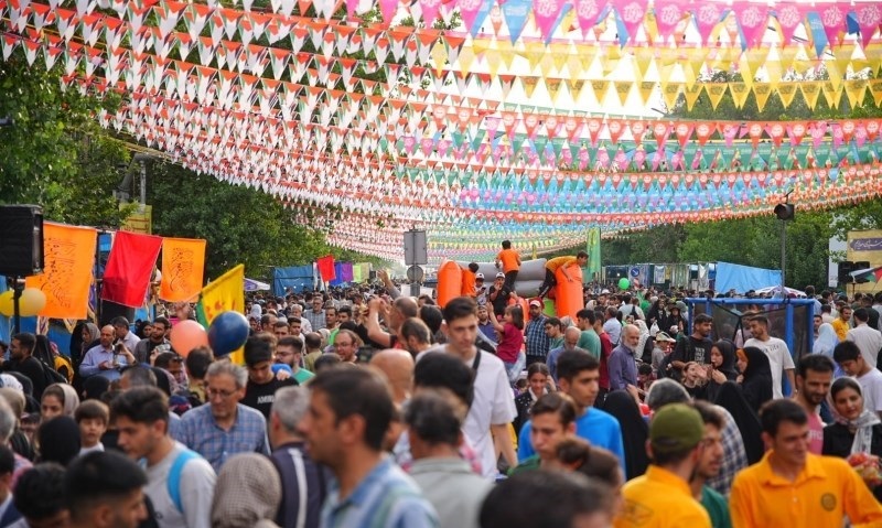  استقبال پایتخت ایران از مهمانی ۱۰ کیلومتری عید غدیر 